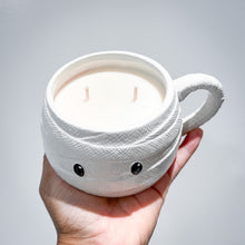 Load image into Gallery viewer, Mummy Mug Candle