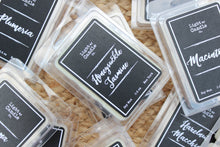 Load image into Gallery viewer, Honeysuckle Jasmine Soy Wax Melts